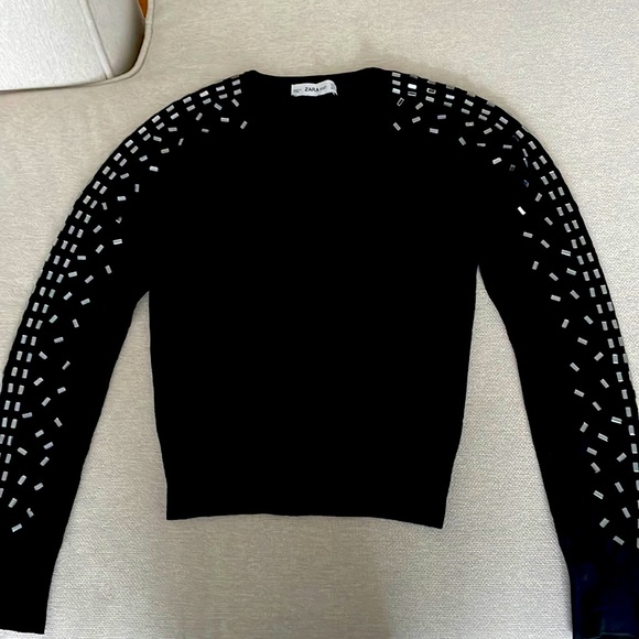 Zara Sweaters - Zara Long Sleeve Black Sweater